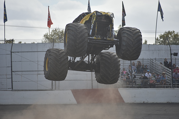 Monster truck show returns to Anaheim – Orange County Register